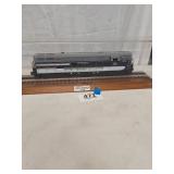 LIONEL 8378 WABASH FM BLUEBIRD W/ DISPLAY CASE,