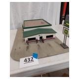 JOHN DEERE IMPLEMENT BUILDING, PLASTIC