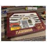 9372 Start Set model NO. F-9372