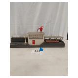 LIONEL NO 464 SAW MILL, PLASTIC
