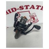 Quantum Bill Dance 30 Spinning Fishing Reel