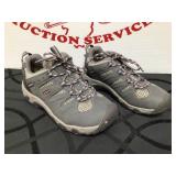 Keen Womenï¿½s 7 Hiking Shoes Lace Up Waterproof