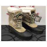 Natural Womenï¿½s 8M Avalanche Snow Boots with Tag