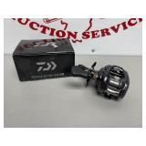 Daiwa Tatula SV TW BaitCast Fishing Reel & Box