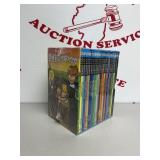 A To Z Mysteries 1-26 Book Set Ron Roy