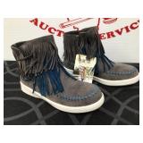 Muck Luks Womenï¿½s 8 Moccasins Half Boot Side Zip