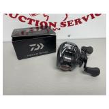 Daiwa Tatula SV TW BaitCast Fishing Reel & Box