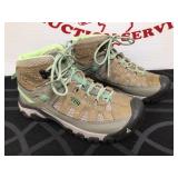 Keen Womenï¿½s 6.5 Hiking Boots High Top Lace Up