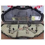 High Country Archery Bow & (6) Arrows w Hard Side