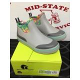 Gator Waders Womenï¿½s 7 Camp Boots New in Box