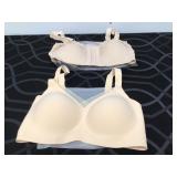 (2) New Womenï¿½s XL Bras Lot In Packages