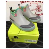 Gator Waders Womenï¿½s 7 Camp Boots New in Box