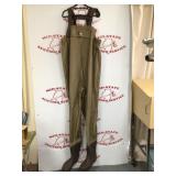 White River Menï¿½s 12 Regular Three Forks Lug