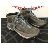 Keen Womenï¿½s 8.5 Hiking Boots Waterproof Lace Up