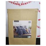 (3) Piece Bedding Set- King/Cal King Size (1)