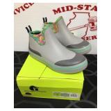 Gator Waders Womenï¿½s 7 Camp Boots New in Box