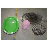 TRIANGLE TRAYS, PLASTIC TRAYS, PLASTIC BOWLS, MISC