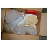 TUPPERWARE, PLASTIC STORAGE CONTAINERS WITH LIDS