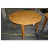 ROUND OAK TABLE 48"