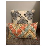 (2) MODERN DECORATIVE PILLOWS