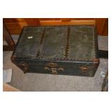 VINTAGE TRUNK