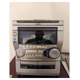 AIWA CD/CASSETTE/RADIO SYSTEM WITH (2) SPEAKERS &