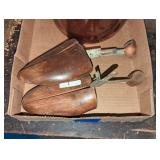 Shoe Stretchers, Pot w/ Lid