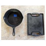 Cast Iron Skillet: 10" &