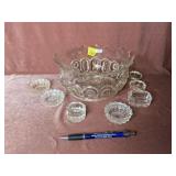 Early American 808 Pattern Glass Bowl