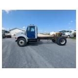 2001 International 4900 Cab & Chassis