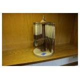 WOODEN HANDLED SERVING SET