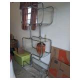 GLASS SHELVING UNIT