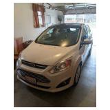 3-PIECE BEDROOM SET- FULL SIZE BED, SIDE TABLE -