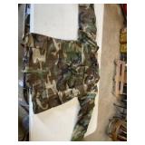 Camo gear. New. Size small. VERY NICE