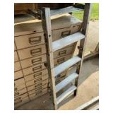 Folding ladder for semi truck