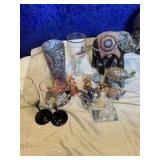 Misc. decor incl. elephants