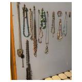 Jewelry & hair items