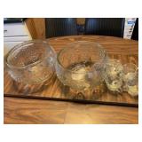 2 punch bowels & 8 cups