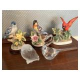 Bird figurines