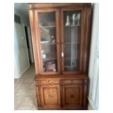 Vintage Henredon China hutch. Hutch only contents