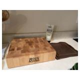 Boos cutting board and 2 hot pads