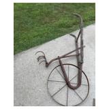 Old cultivator. Appears to work good!