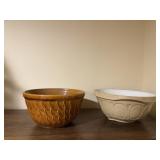 Geipstand mixing bowl and other bowl