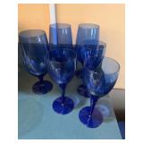6 cobalt blue stemmed glasses