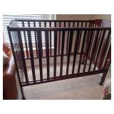 Dream On Me Baby bed it is complete with mattress