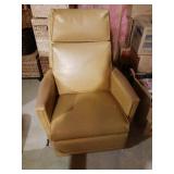 Vinyl rocker recliner mechanically sound