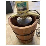 White Mountain  electric ice cream freezer. L