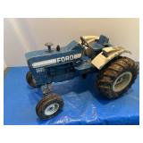Vintage ERTL FORD 8600 toy tractor front left