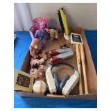 Vintage items, including Louisville slugger