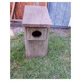 Nesting box 10 in wide 14 in deep 22 in tall